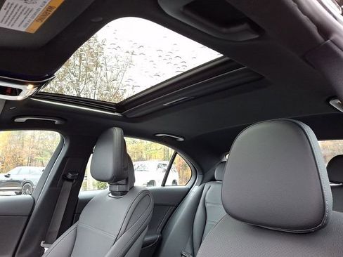 Used 2024 Mercedes-Benz C 300 4MATIC Sedan image 17