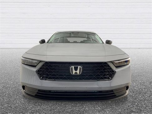 New 2025 Honda Accord SE image 9