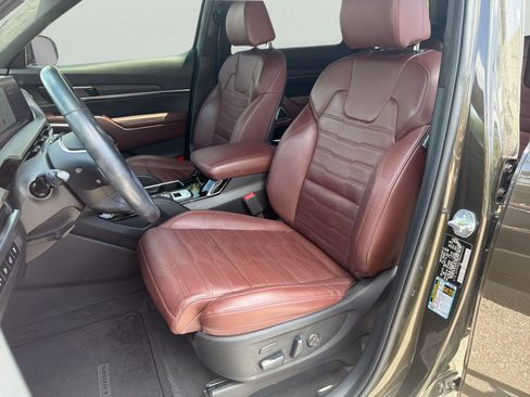 Used 2024 Kia Telluride SX Prestige AWD/4WD image 21