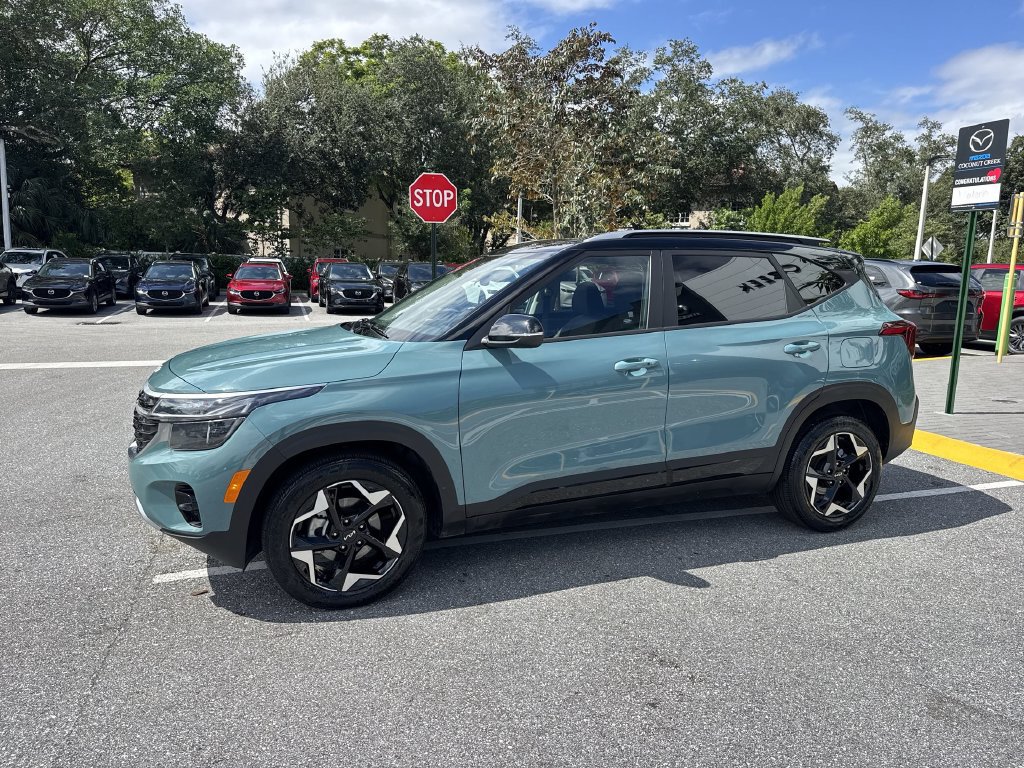 Used 2025 Kia Seltos S FWD image 10