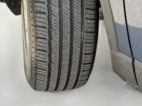 Used 2022 Lincoln Corsair Standard image 41