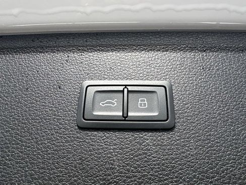 Certified 2023 Audi Q5 2.0T Premium w/ Convenience Package AWD/4WD image 19