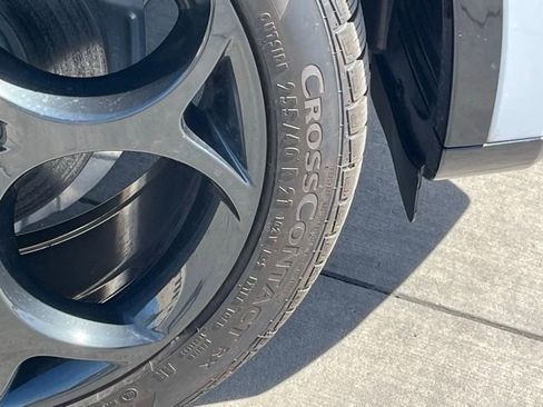 Used 2024 Alfa Romeo Stelvio Veloce image 7