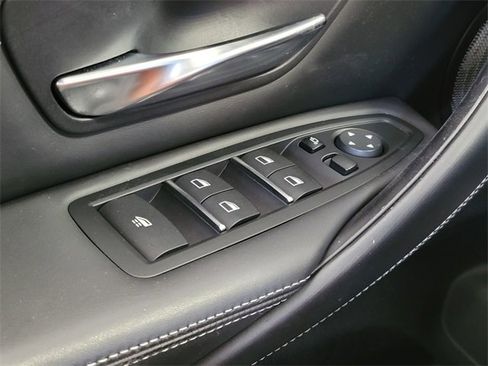 Used 2020 BMW M4 Convertible w/ Competition Package image 33