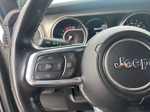 Used 2021 Jeep Gladiator Rubicon w/ LED Lighting Group AWD/4WD image 30