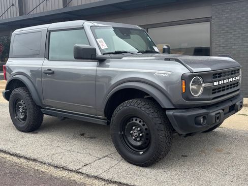 Used 2024 Ford Bronco Black Diamond AWD/4WD image 3