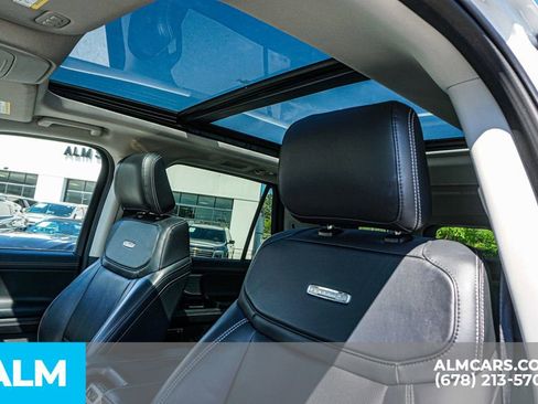 Used 2025 Ford Expedition Platinum AWD/4WD image 18