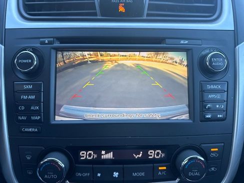 Used 2016 Nissan Altima 2.5 SL w/ 2.5 Technology w/LED Package image 24