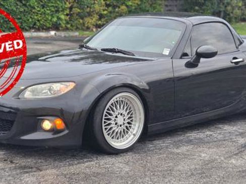 Used 2013 MAZDA MX-5 Miata Grand Touring w/ Appearance Pkg image 1