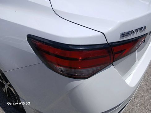 Used 2021 Nissan Sentra SV FWD image 13