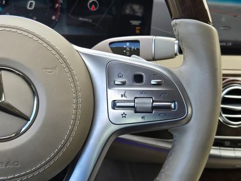 Used 2019 Mercedes-Benz S 560 Sedan image 38