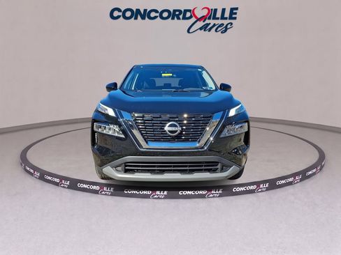 Certified 2023 Nissan Rogue SV AWD/4WD image 3