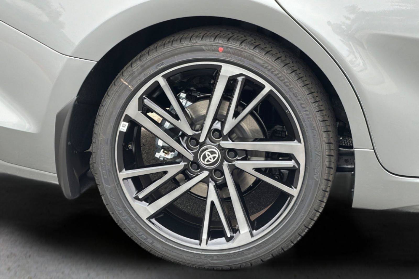 New 2026 Toyota Camry XSE FWD image 31