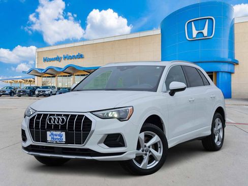 Used 2020 Audi Q3 2.0T Premium image 1