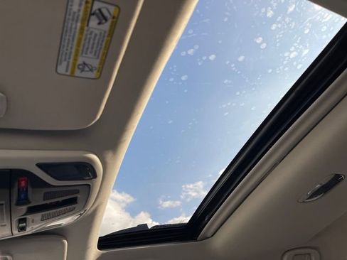 Used 2022 Subaru Outback Premium image 25