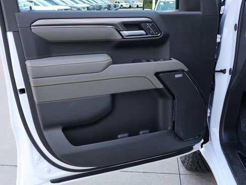 New 2026 Chevrolet Silverado 1500 ZR2 w/ Dark Appearance Package image 11