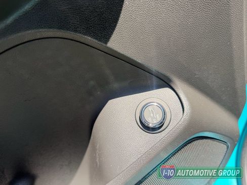 Used 2021 Chevrolet TrailBlazer RS w/ Sun and Liftgate Package FWD image 27