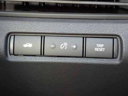 New 2025 Nissan Altima 2.5 SV w/ SV Special Edition Package image 23