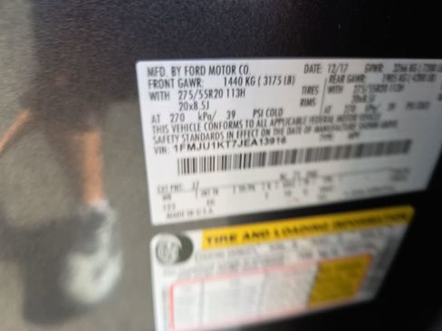 Used 2018 Ford Expedition Limited w/ Equipment Group 301A RWD image 29