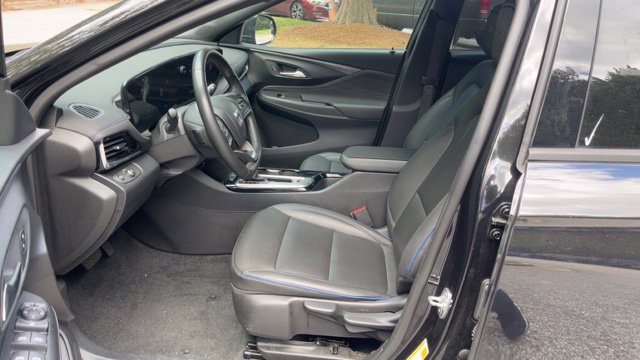Used 2025 Buick Envista Sport Touring FWD image 5