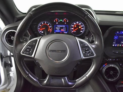Used 2021 Chevrolet Camaro LT image 14