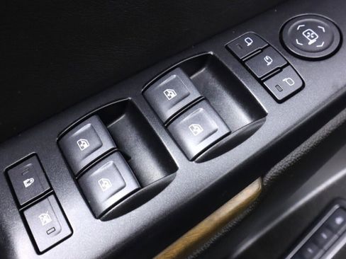 Used 2019 GMC Yukon Denali w/ Denali Ultimate Package image 31