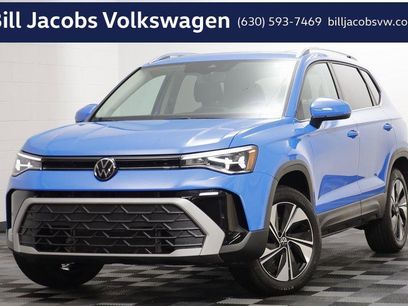 New 2025 Volkswagen Taos SE