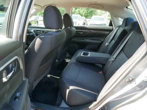 Certified 2017 Nissan Altima 2.5 SV FWD image 34
