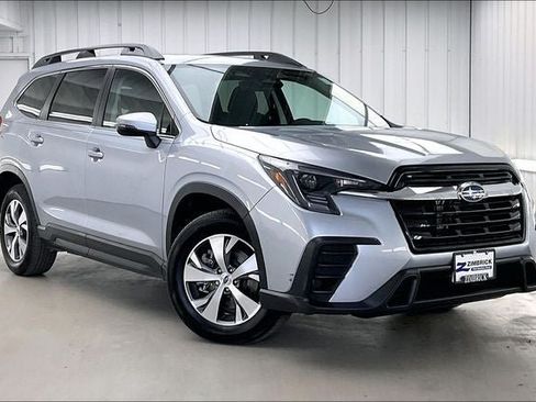 Used 2023 Subaru Ascent Premium w/ Convenience Package AWD/4WD image 34