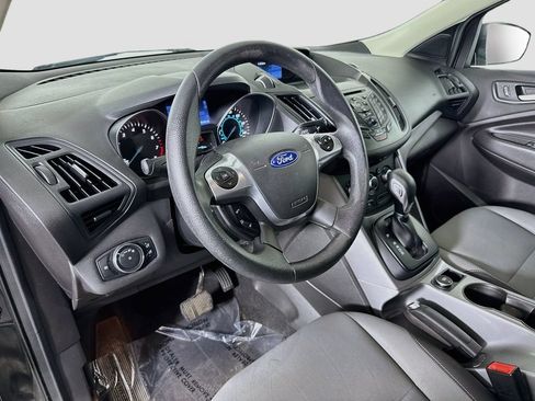 Used 2015 Ford Escape SE FWD image 9