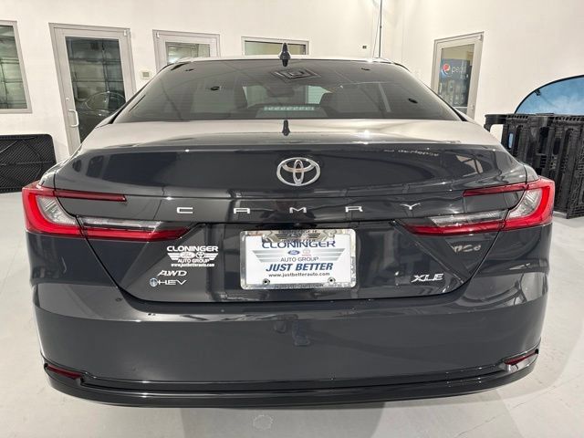 Used 2026 Toyota Camry XLE AWD/4WD image 7