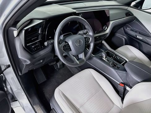 Certified 2026 Lexus TX 350 FWD w/ Convenience Package image 9