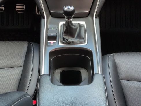 Used 2018 Honda Accord Sport image 19