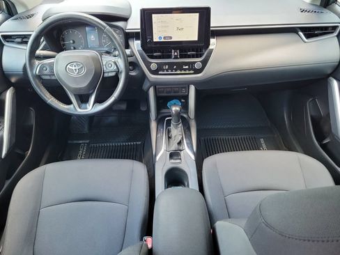 Used 2024 Toyota Corolla Cross LE FWD image 16