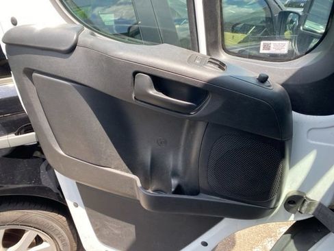Used 2023 RAM ProMaster 2500 FWD image 29