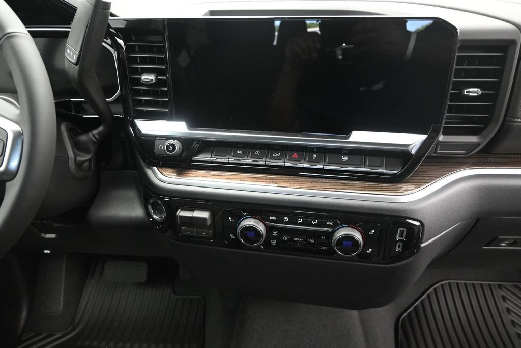 New 2026 Chevrolet Silverado 1500 LT AWD/4WD image 28