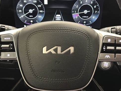 Used 2024 Kia Telluride SX Prestige X-Line image 16