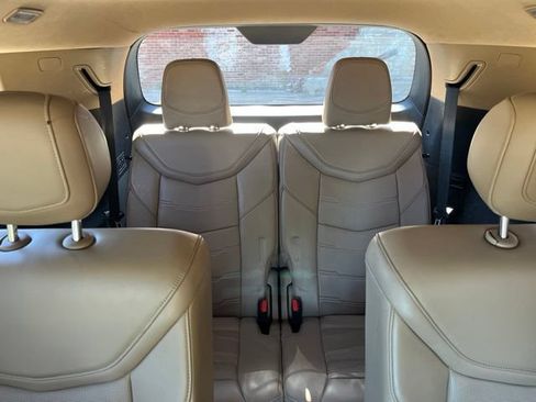 Used 2023 Cadillac XT6 Sport w/ Platinum Package AWD/4WD image 37