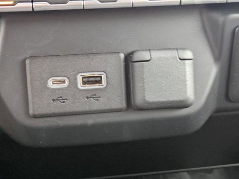 Used 2019 Chevrolet Silverado 1500 LT w/ All-Star Edition image 28