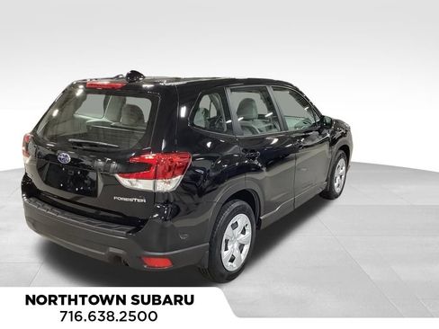 Used 2020 Subaru Forester image 2
