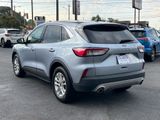 Used 2022 Ford Escape SE image 4