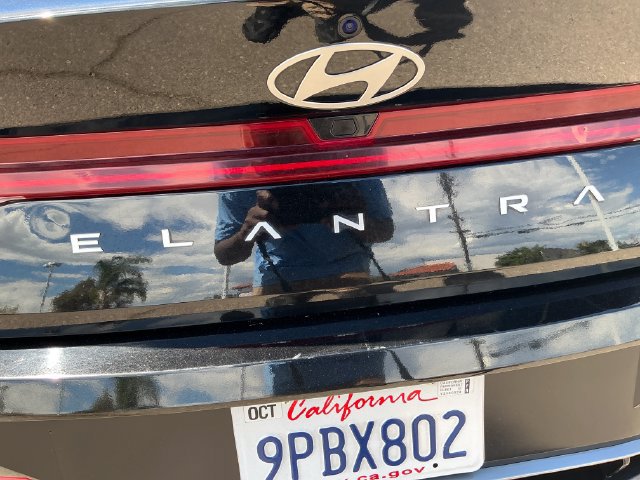Used 2025 Hyundai Elantra SEL FWD image 30
