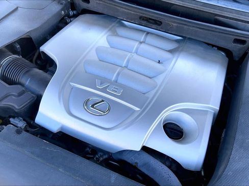 Used 2013 Lexus LX 570 4WD image 31