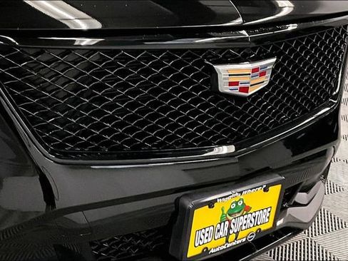 Used 2024 Cadillac XT4 Sport w/ LPO, Floor Liner Package AWD/4WD image 33