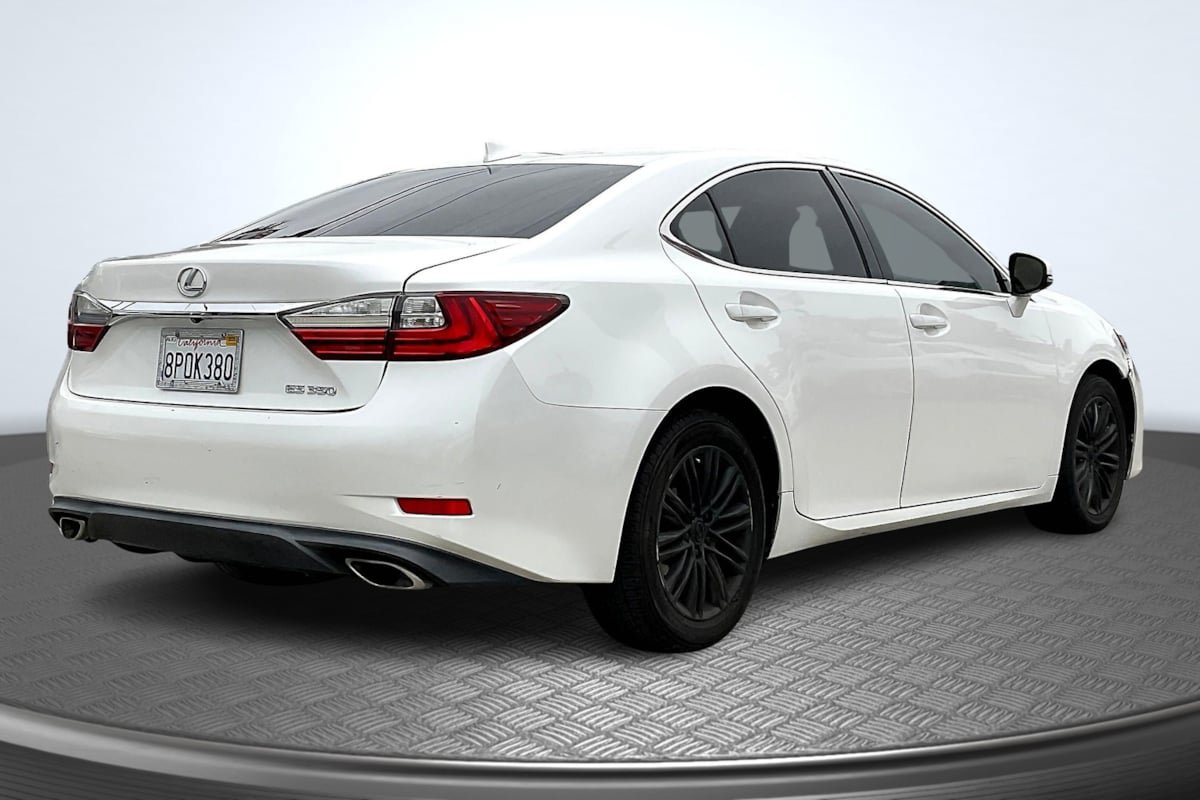 Used 2017 Lexus ES 350 FWD image 13