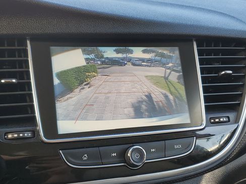 Used 2020 Buick Encore Preferred w/ Safety Package image 25