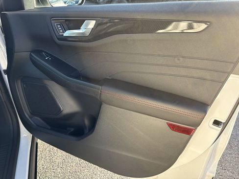 New 2026 Ford Escape ST-Line w/ Tech Pack #1 image 15