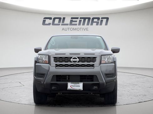Certified 2025 Nissan Frontier SV AWD/4WD image 2