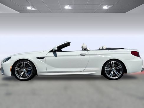 Used 2013 BMW M6 Convertible RWD image 22
