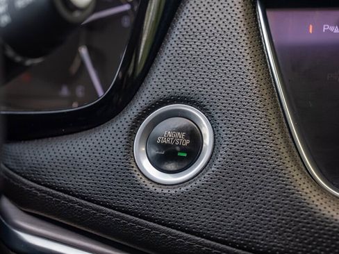 Used 2017 Cadillac XT5 Luxury w/ Driver Awareness Package image 24